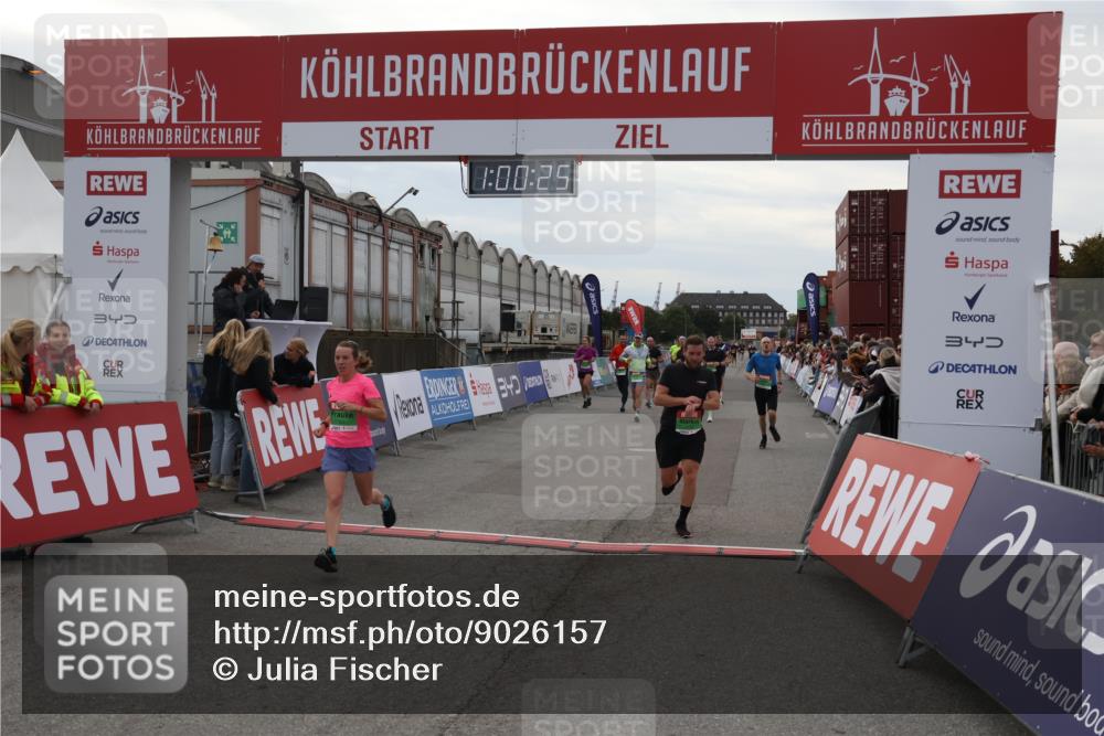 03.10.2025 - Köhlbrandbrückenlauf Julia Fischer http://msf.ph/oto/9026157 03.10.2025 16:00:26 Ziel 7027, 7105, 7116, 7202, 7233, 7271, 7276, 7301, 7598, 9188, 9189, 9240, 9391, 9491, 9717 meine-sportfotos.de