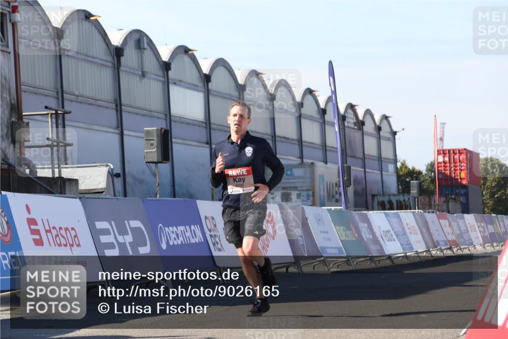 03.10.2025 - Köhlbrandbrückenlauf Luisa Fischer http://msf.ph/oto/9026165 03.10.2025 12:54:15 Ziel 4598, 6200 meine-sportfotos.de