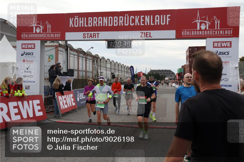 03.10.2025 - Köhlbrandbrückenlauf Julia Fischer http://msf.ph/oto/9026198 03.10.2025 16:00:30 Ziel 7027, 7105, 7116, 7202, 7233, 7276, 7287, 7301, 7327, 9188, 9189, 9240, 9391, 9491, 9717 meine-sportfotos.de