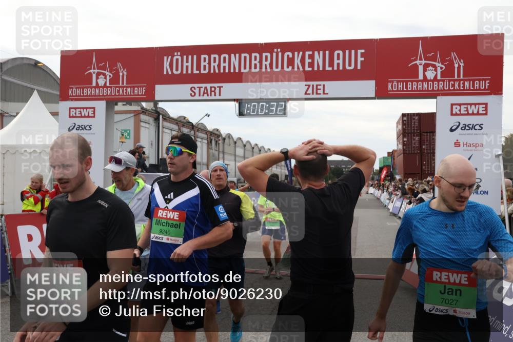 03.10.2025 - Köhlbrandbrückenlauf Julia Fischer http://msf.ph/oto/9026230 03.10.2025 16:00:33 Ziel 7027, 7105, 7116, 7202, 7287, 7301, 7327, 7818, 9188, 9189, 9240, 9391, 9491, 9717 meine-sportfotos.de