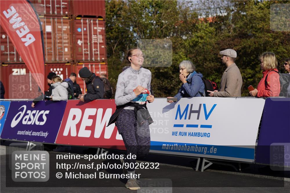 03.10.2025 - Köhlbrandbrückenlauf Michael Burmester http://msf.ph/oto/9026232 03.10.2025 10:29:44 Ziel 1552, 1704, 2047, 2286, 2348, 2624, 2633, 3256, 3729 meine-sportfotos.de