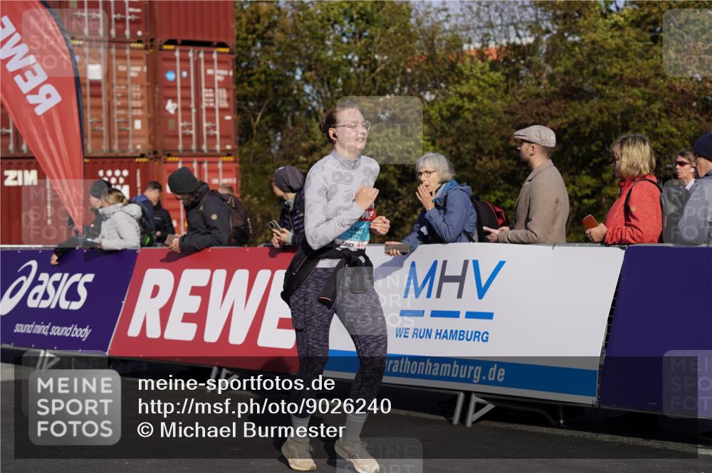 03.10.2025 - Köhlbrandbrückenlauf Michael Burmester http://msf.ph/oto/9026240 03.10.2025 10:29:45 Ziel 1552, 1704, 2047, 2286, 2348, 2624, 2633, 3256, 3729 meine-sportfotos.de