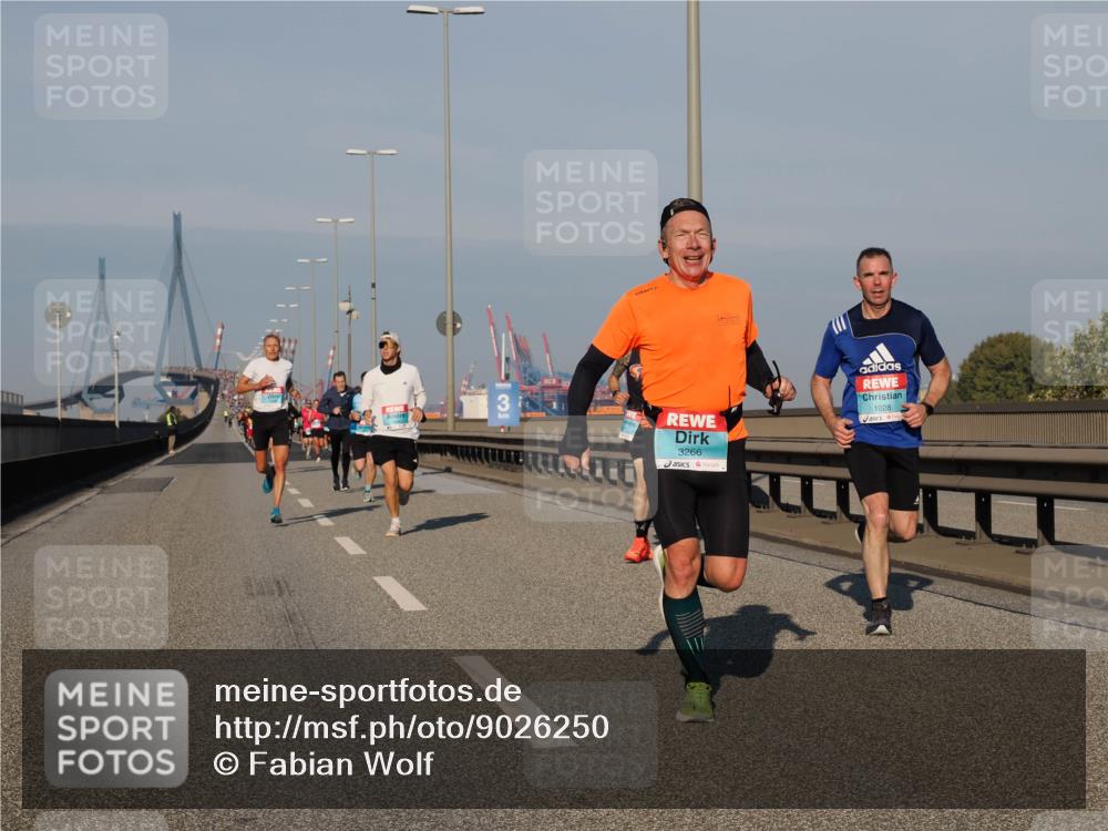 03.10.2025 - Köhlbrandbrückenlauf Fabian Wolf http://msf.ph/oto/9026250 03.10.2025 09:42:25 Position 3 3266, 1028 meine-sportfotos.de
