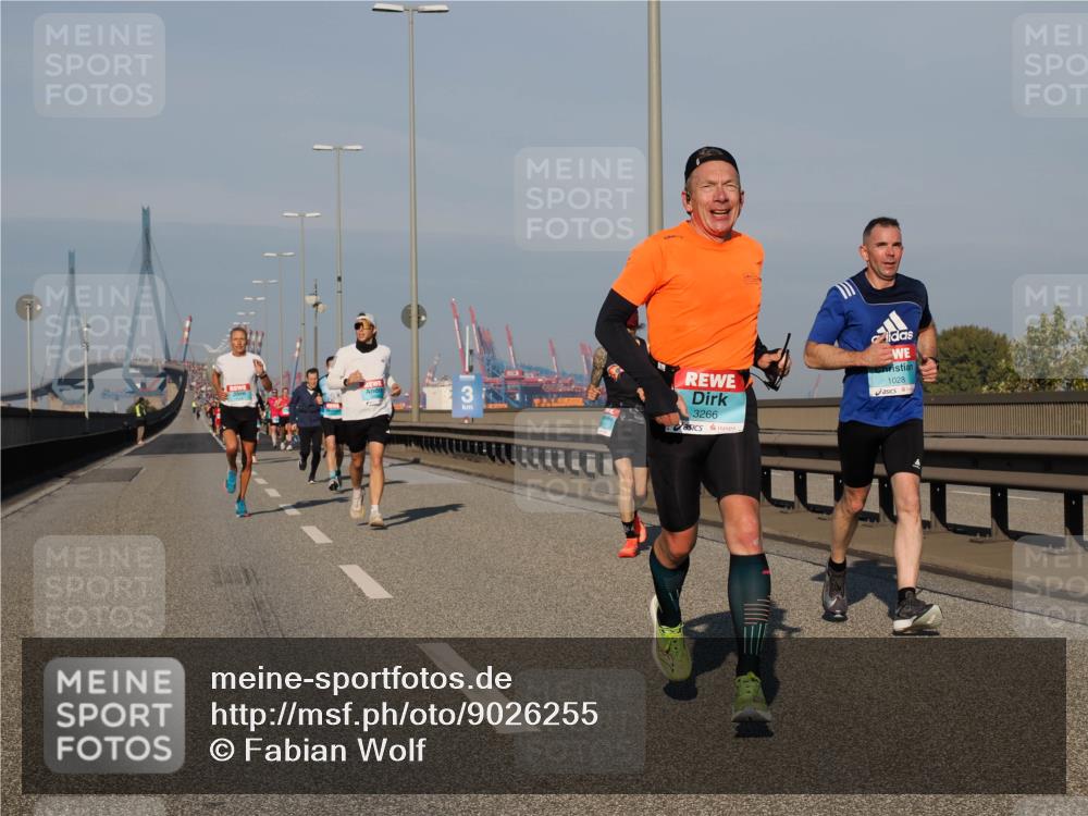 03.10.2025 - Köhlbrandbrückenlauf Fabian Wolf http://msf.ph/oto/9026255 03.10.2025 09:42:26 Position 3 3266, 1028 meine-sportfotos.de