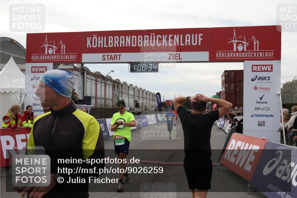 03.10.2025 - Köhlbrandbrückenlauf Julia Fischer http://msf.ph/oto/9026259 03.10.2025 16:00:34 Ziel 7027, 7105, 7116, 7202, 7287, 7301, 7327, 7818, 9188, 9189, 9240, 9391, 9491, 9568, 9717 meine-sportfotos.de