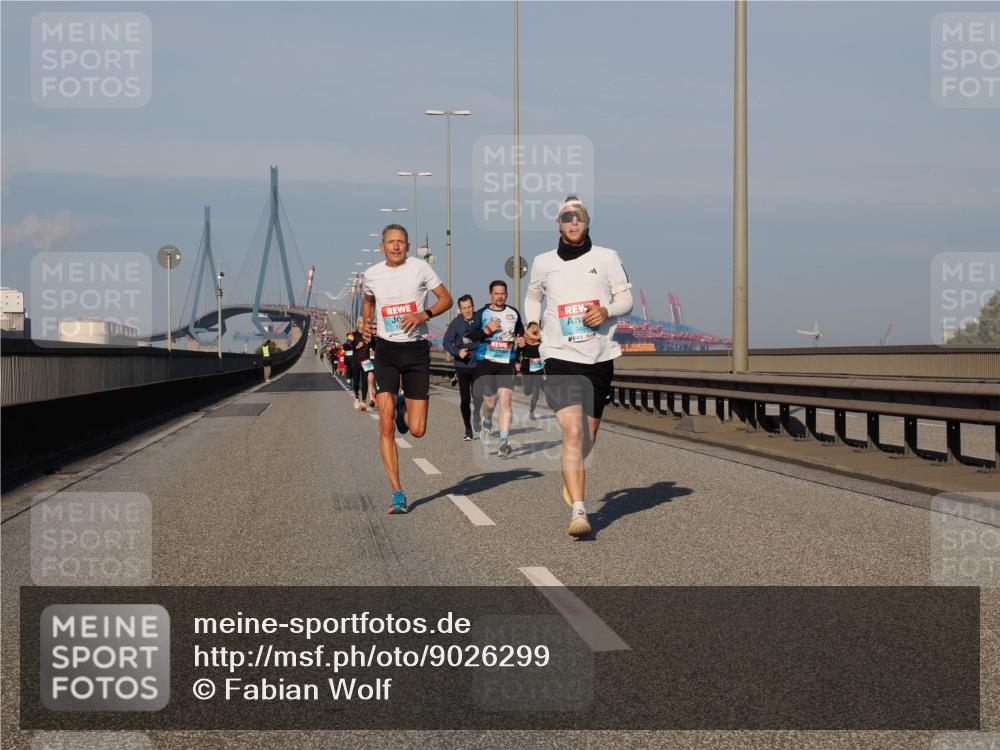 03.10.2025 - Köhlbrandbrückenlauf Fabian Wolf http://msf.ph/oto/9026299 03.10.2025 09:42:28 Position 3  meine-sportfotos.de