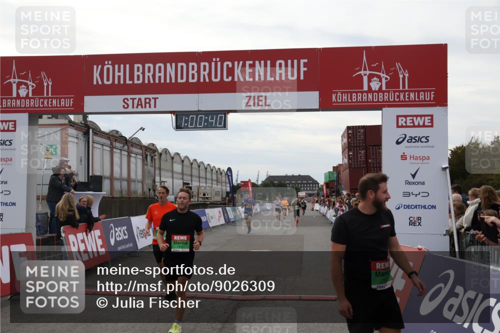 03.10.2025 - Köhlbrandbrückenlauf Julia Fischer http://msf.ph/oto/9026309 03.10.2025 16:00:40 Ziel 7189, 7202, 7259, 7287, 7327, 7818, 8811, 9188, 9189, 9240, 9391, 9568, 9717 meine-sportfotos.de