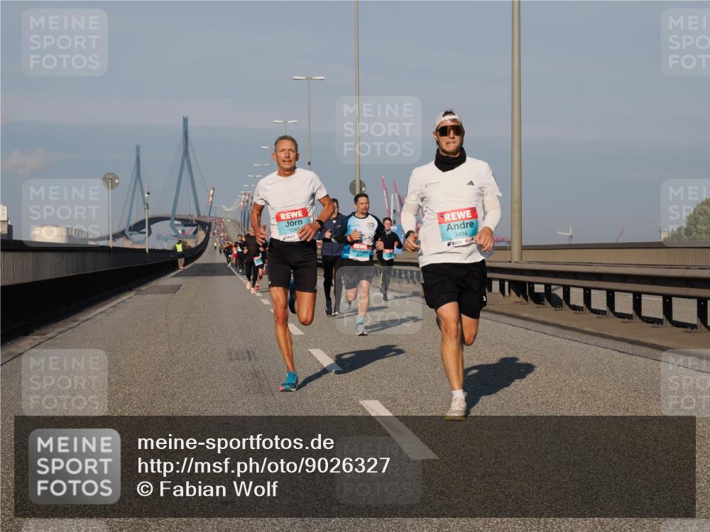 03.10.2025 - Köhlbrandbrückenlauf Fabian Wolf http://msf.ph/oto/9026327 03.10.2025 09:42:29 Position 3 1048, 3494 meine-sportfotos.de