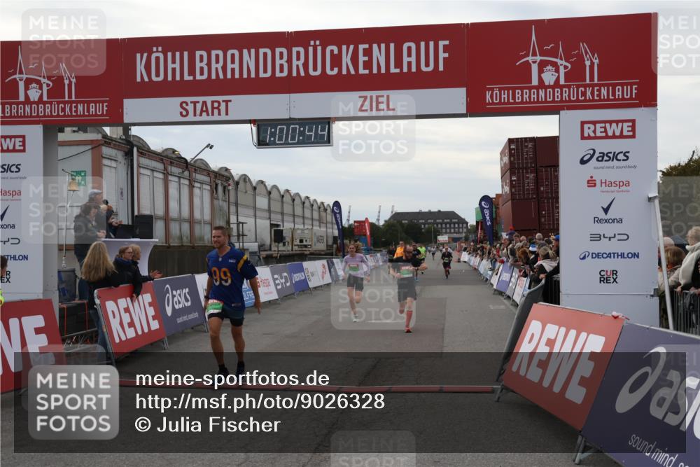 03.10.2025 - Köhlbrandbrückenlauf Julia Fischer http://msf.ph/oto/9026328 03.10.2025 16:00:44 Ziel 7189, 7259, 7327, 7561, 7584, 7600, 7818, 8811, 9568 meine-sportfotos.de