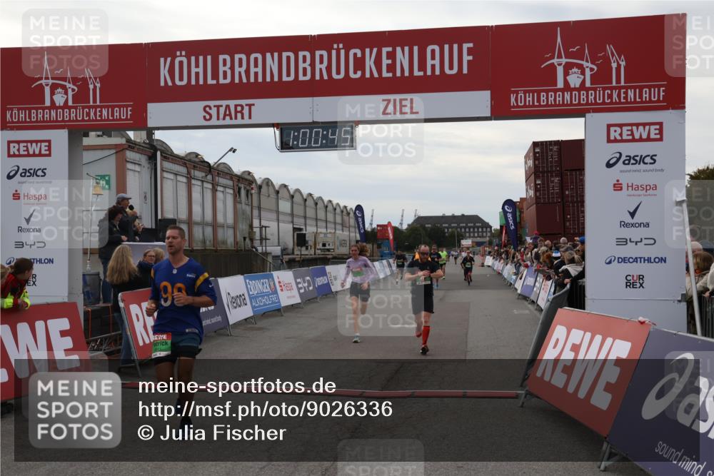 03.10.2025 - Köhlbrandbrückenlauf Julia Fischer http://msf.ph/oto/9026336 03.10.2025 16:00:45 Ziel 7189, 7259, 7327, 7561, 7584, 7600, 7818, 8811, 9568 meine-sportfotos.de