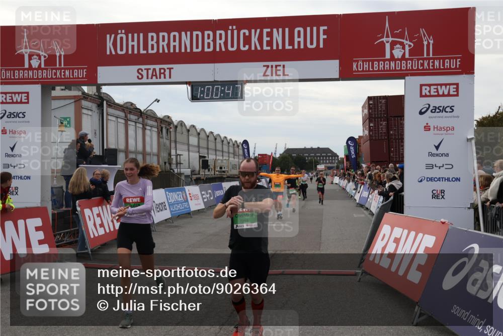 03.10.2025 - Köhlbrandbrückenlauf Julia Fischer http://msf.ph/oto/9026364 03.10.2025 16:00:47 Ziel 7189, 7223, 7259, 7522, 7561, 7584, 7600, 7818, 8811, 8940, 9568 meine-sportfotos.de