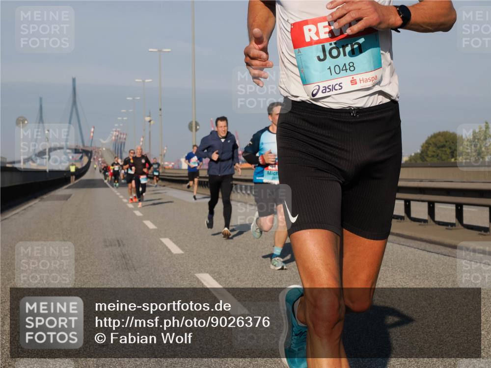 03.10.2025 - Köhlbrandbrückenlauf Fabian Wolf http://msf.ph/oto/9026376 03.10.2025 09:42:31 Position 3 1048 meine-sportfotos.de