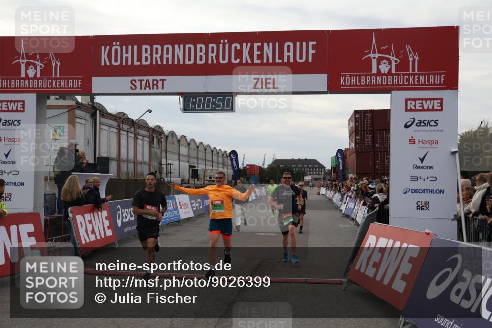 03.10.2025 - Köhlbrandbrückenlauf Julia Fischer http://msf.ph/oto/9026399 03.10.2025 16:00:50 Ziel 7189, 7223, 7259, 7522, 7561, 7584, 7600, 8811, 8883, 8940, 9568 meine-sportfotos.de