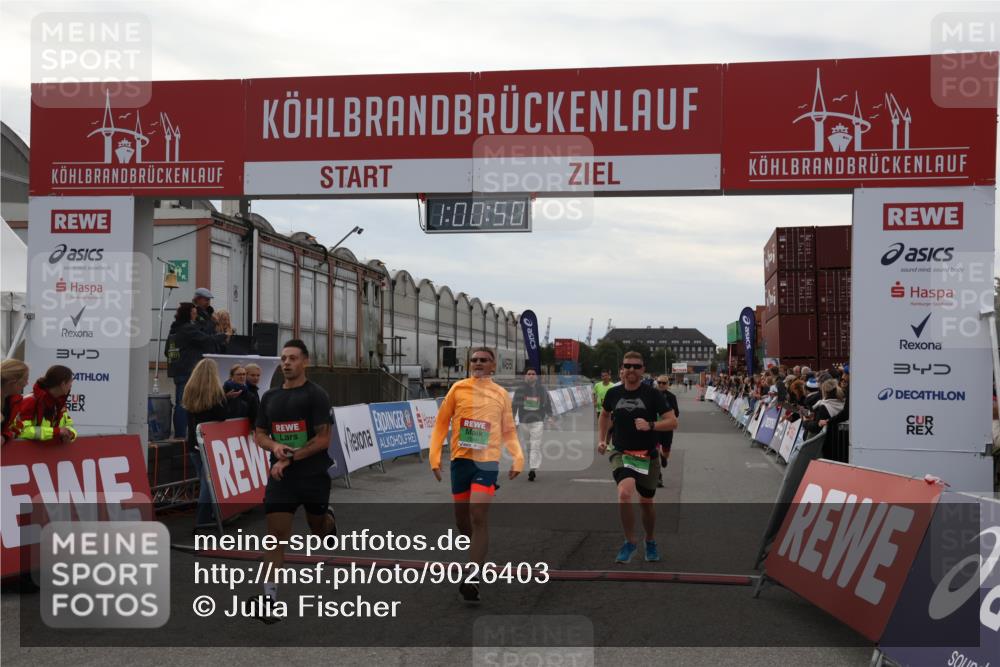 03.10.2025 - Köhlbrandbrückenlauf Julia Fischer http://msf.ph/oto/9026403 03.10.2025 16:00:50 Ziel 7189, 7223, 7259, 7522, 7561, 7584, 7600, 8811, 8883, 8940, 9568 meine-sportfotos.de