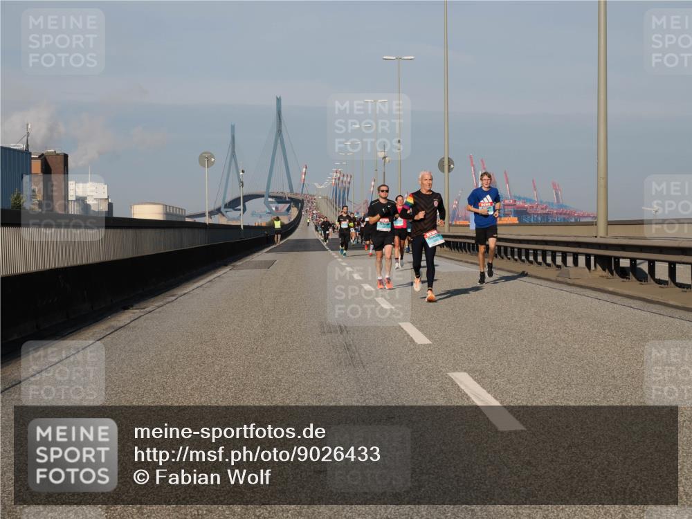 03.10.2025 - Köhlbrandbrückenlauf Fabian Wolf http://msf.ph/oto/9026433 03.10.2025 09:42:34 Position 3  meine-sportfotos.de