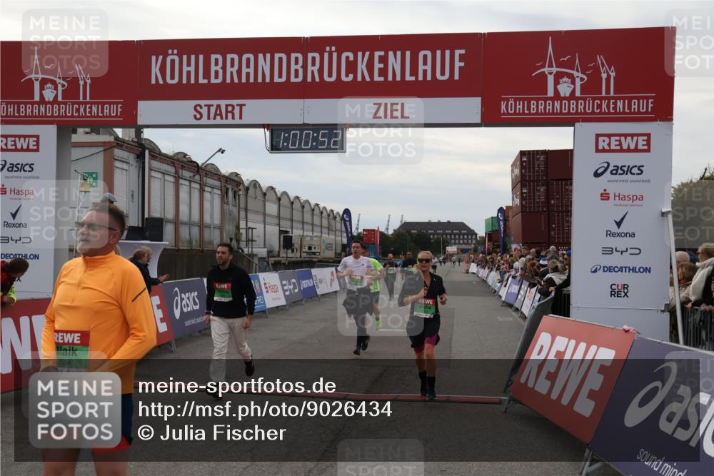 03.10.2025 - Köhlbrandbrückenlauf Julia Fischer http://msf.ph/oto/9026434 03.10.2025 16:00:53 Ziel 7189, 7223, 7259, 7522, 7561, 7584, 7600, 8676, 8811, 8883, 8940, 9736 meine-sportfotos.de