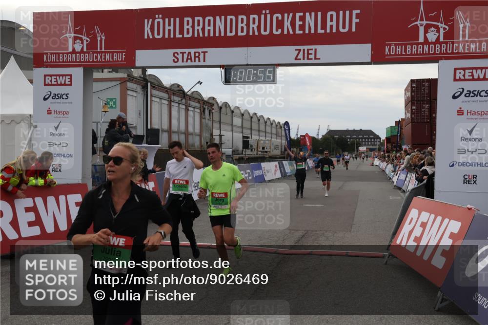 03.10.2025 - Köhlbrandbrückenlauf Julia Fischer http://msf.ph/oto/9026469 03.10.2025 16:00:55 Ziel 7189, 7223, 7259, 7522, 7561, 7584, 7600, 8676, 8883, 8940, 9736 meine-sportfotos.de
