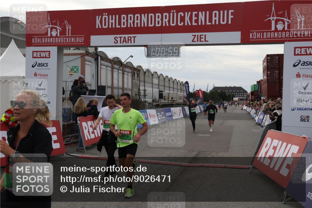 03.10.2025 - Köhlbrandbrückenlauf Julia Fischer http://msf.ph/oto/9026471 03.10.2025 16:00:55 Ziel 7189, 7223, 7259, 7522, 7561, 7584, 7600, 8676, 8883, 8940, 9736 meine-sportfotos.de