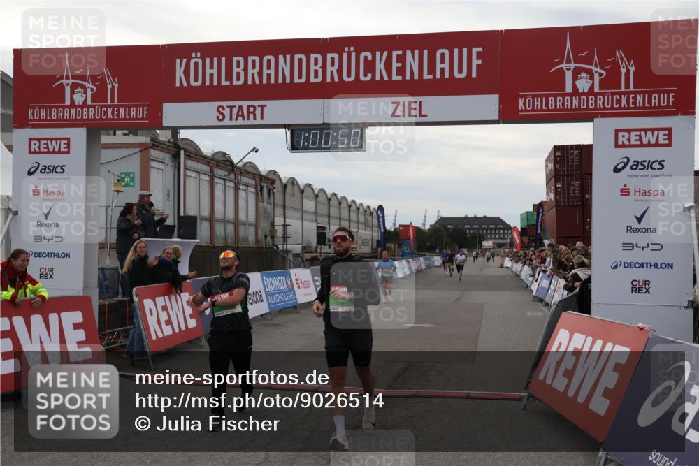 03.10.2025 - Köhlbrandbrückenlauf Julia Fischer http://msf.ph/oto/9026514 03.10.2025 16:00:59 Ziel 7223, 7294, 7522, 7561, 7584, 7600, 8676, 8883, 8940, 9736 meine-sportfotos.de