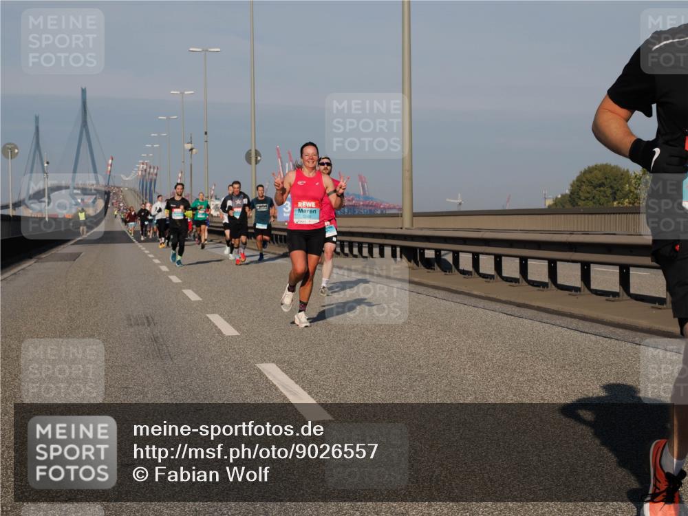 03.10.2025 - Köhlbrandbrückenlauf Fabian Wolf http://msf.ph/oto/9026557 03.10.2025 09:42:40 Position 3 3249 meine-sportfotos.de