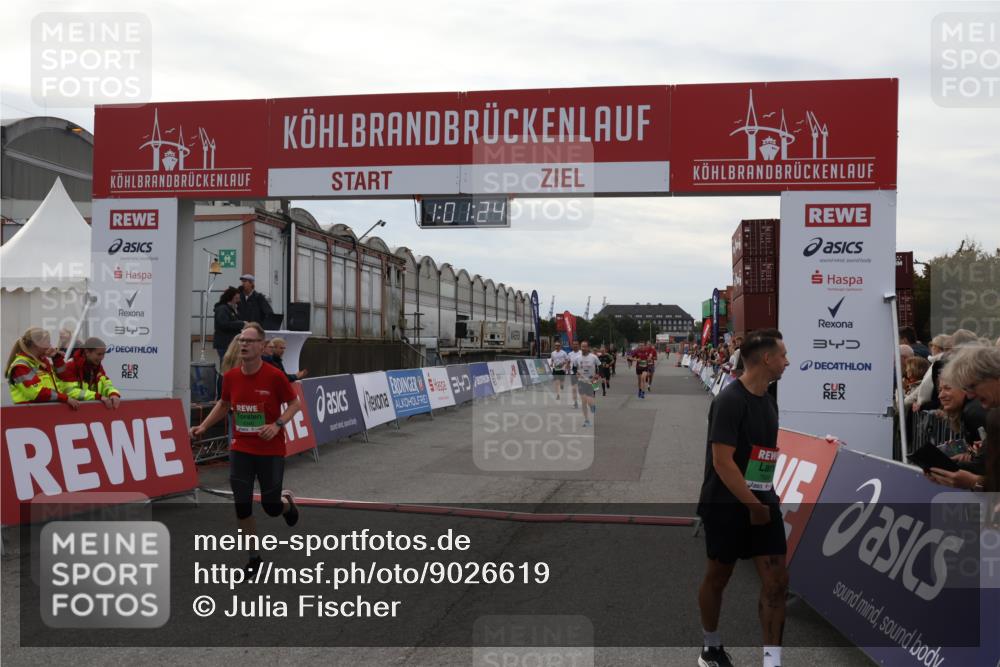 03.10.2025 - Köhlbrandbrückenlauf Julia Fischer http://msf.ph/oto/9026619 03.10.2025 16:01:24 Ziel 7282, 7342, 7364, 7372, 7965, 8807, 9129, 9346 meine-sportfotos.de