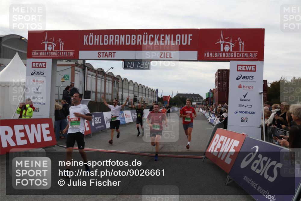 03.10.2025 - Köhlbrandbrückenlauf Julia Fischer http://msf.ph/oto/9026661 03.10.2025 16:01:29 Ziel 7144, 7266, 7320, 7342, 7364, 7372, 7965, 8807, 9129, 9346 meine-sportfotos.de