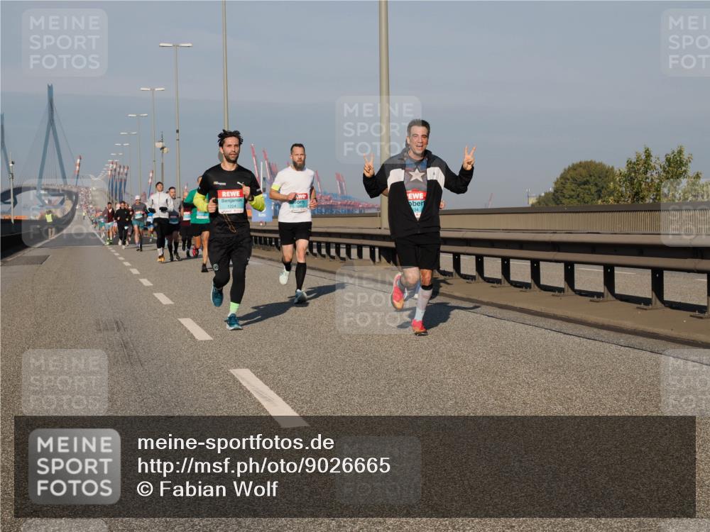 03.10.2025 - Köhlbrandbrückenlauf Fabian Wolf http://msf.ph/oto/9026665 03.10.2025 09:42:45 Position 3 96, 1224, 34 meine-sportfotos.de