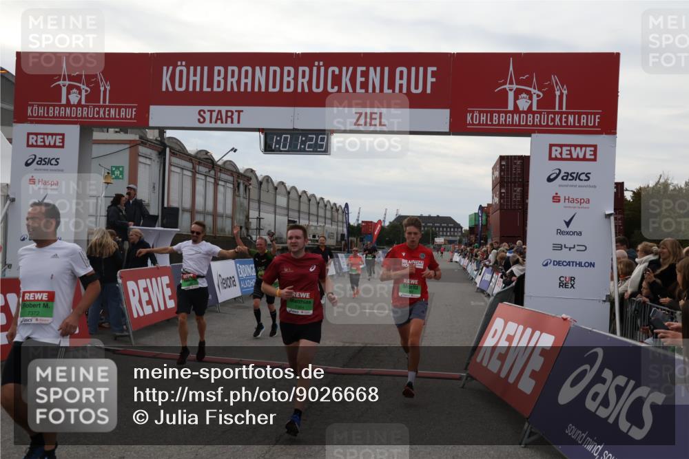 03.10.2025 - Köhlbrandbrückenlauf Julia Fischer http://msf.ph/oto/9026668 03.10.2025 16:01:30 Ziel 7144, 7266, 7320, 7342, 7364, 7372, 7965, 8807, 9129, 9346 meine-sportfotos.de