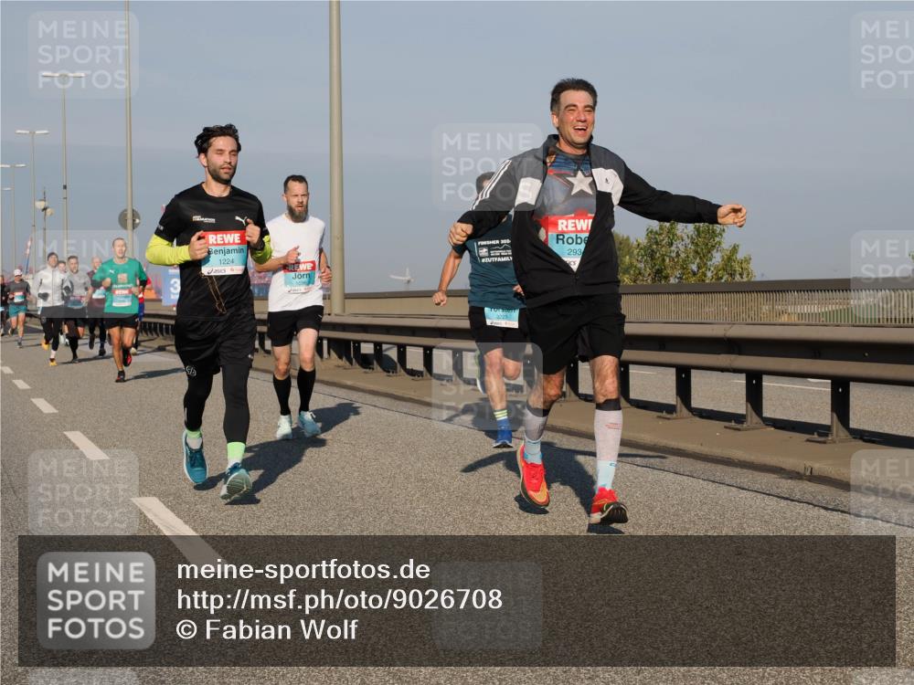 03.10.2025 - Köhlbrandbrückenlauf Fabian Wolf http://msf.ph/oto/9026708 03.10.2025 09:42:46 Position 3 1224, 1036, 202, 3223, 293 meine-sportfotos.de