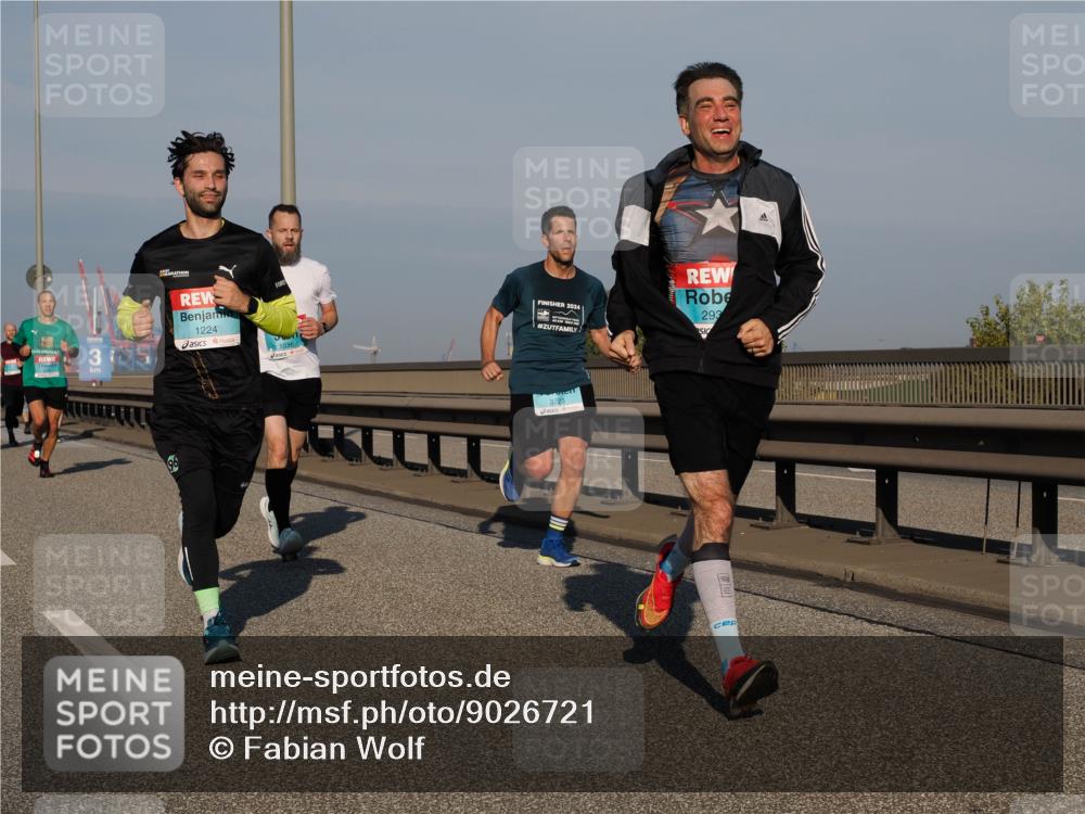 03.10.2025 - Köhlbrandbrückenlauf Fabian Wolf http://msf.ph/oto/9026721 03.10.2025 09:42:47 Position 3 1224, 1036, 2024, 293, 0000010 meine-sportfotos.de