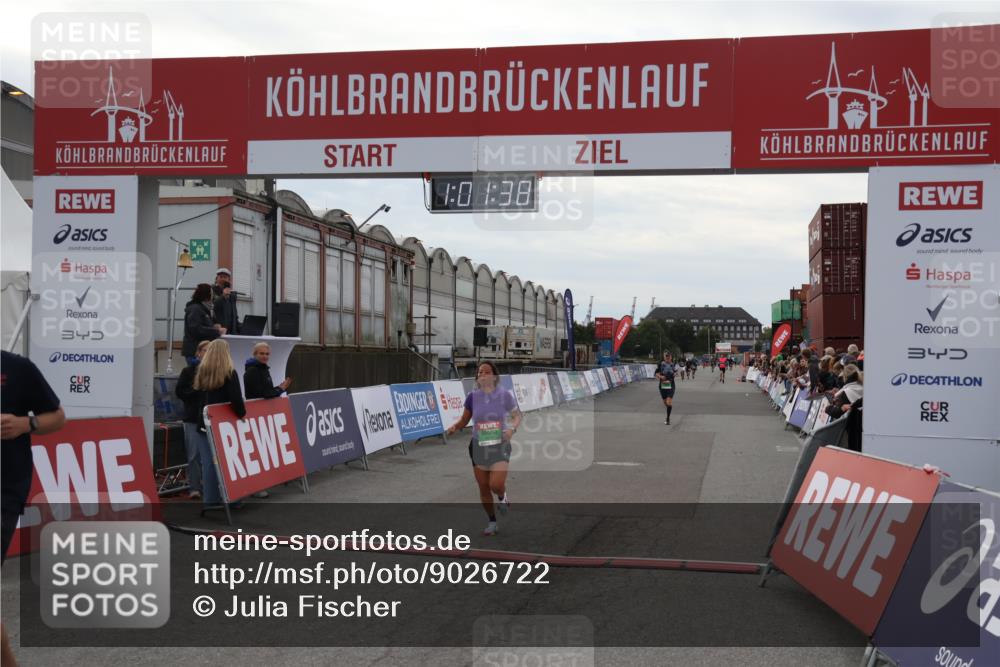 03.10.2025 - Köhlbrandbrückenlauf Julia Fischer http://msf.ph/oto/9026722 03.10.2025 16:01:39 Ziel 7144, 7266, 7320, 7342, 7805, 8800, 8807, 8990, 9129, 9453 meine-sportfotos.de
