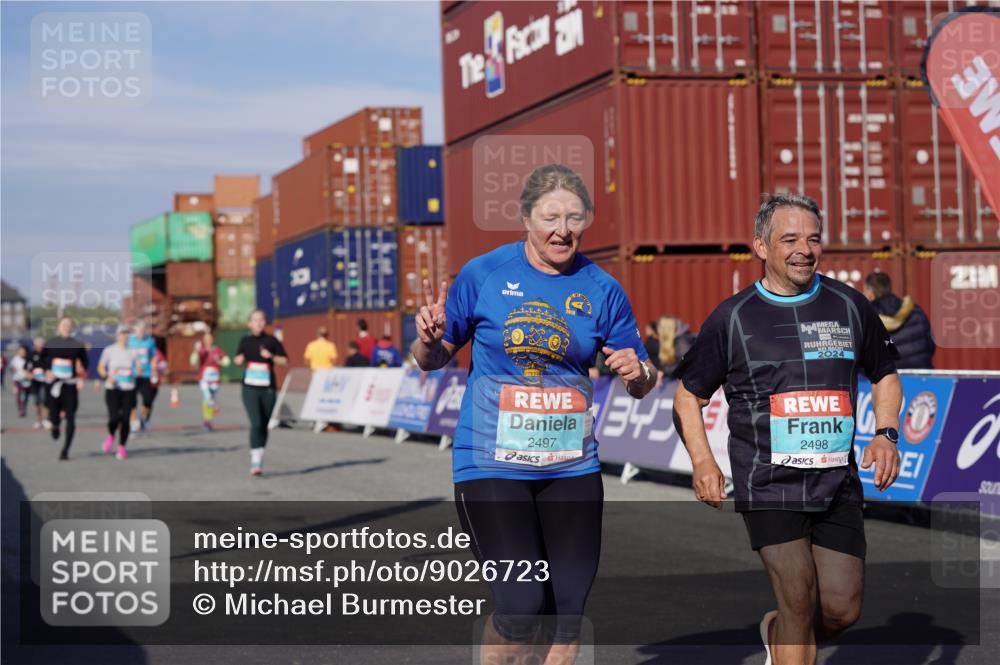 03.10.2025 - Köhlbrandbrückenlauf Michael Burmester http://msf.ph/oto/9026723 03.10.2025 10:30:21 Ziel 2037, 2267, 2342, 2343, 2386, 2497, 2498, 2726, 2727, 3657 meine-sportfotos.de