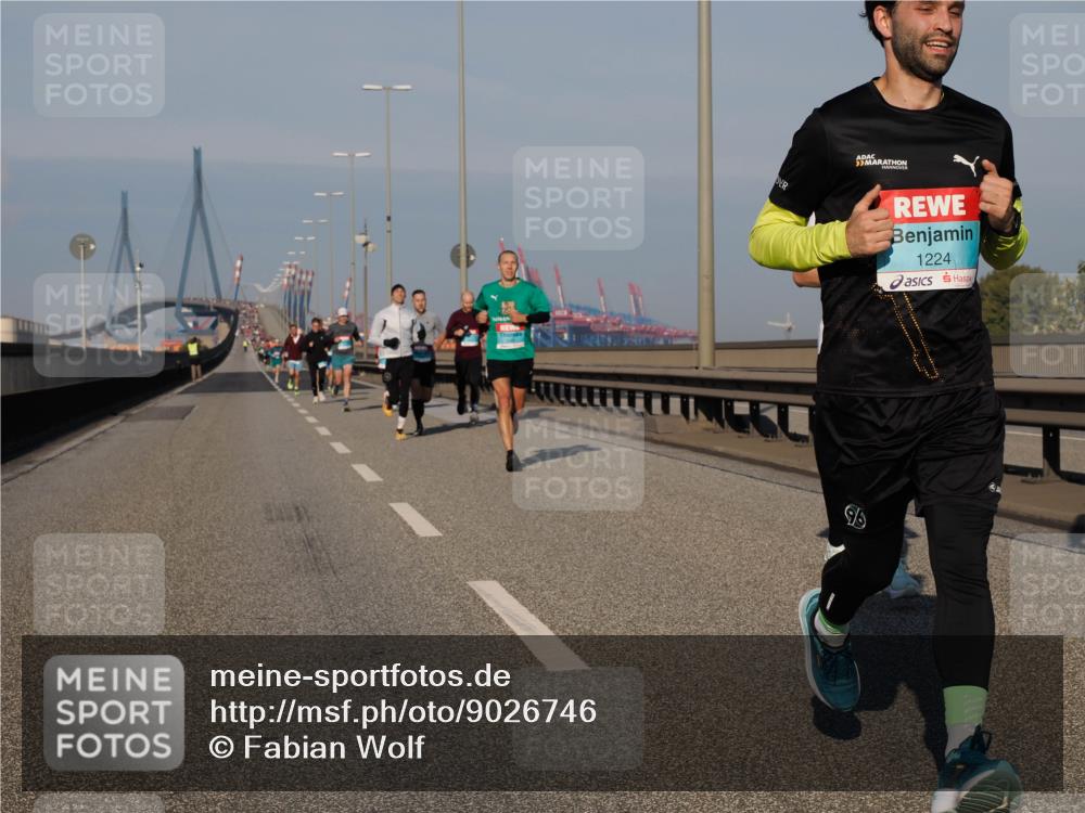 03.10.2025 - Köhlbrandbrückenlauf Fabian Wolf http://msf.ph/oto/9026746 03.10.2025 09:42:48 Position 3 1224, 96 meine-sportfotos.de