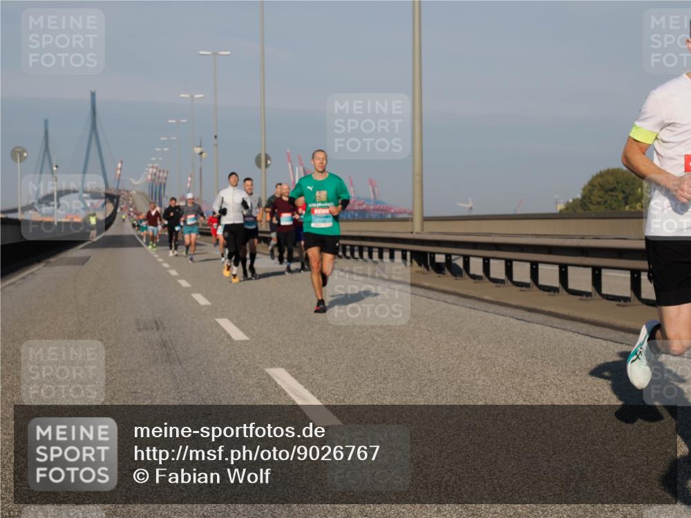 03.10.2025 - Köhlbrandbrückenlauf Fabian Wolf http://msf.ph/oto/9026767 03.10.2025 09:42:48 Position 3  meine-sportfotos.de