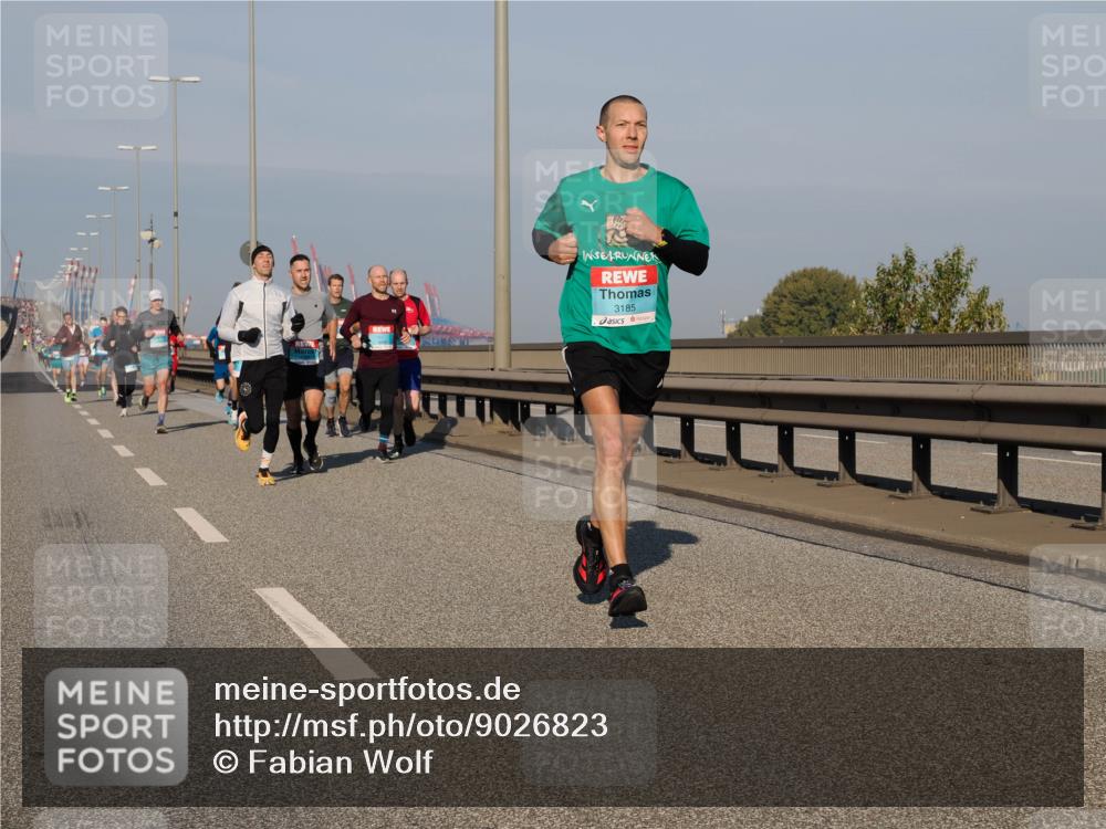 03.10.2025 - Köhlbrandbrückenlauf Fabian Wolf http://msf.ph/oto/9026823 03.10.2025 09:42:50 Position 3 3185 meine-sportfotos.de