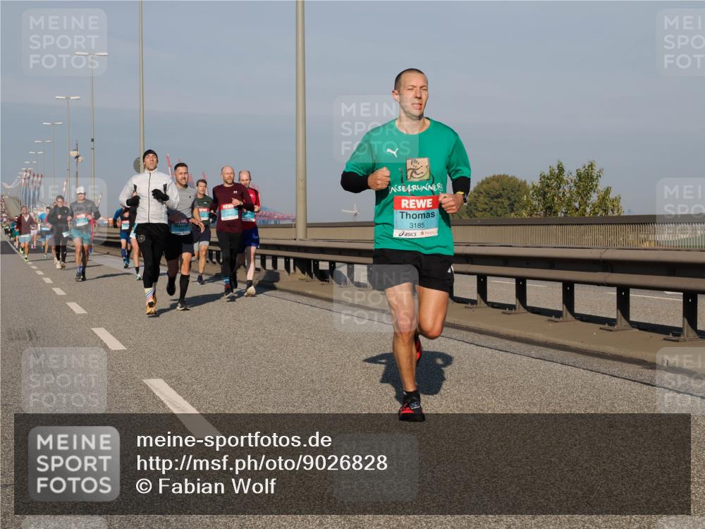 03.10.2025 - Köhlbrandbrückenlauf Fabian Wolf http://msf.ph/oto/9026828 03.10.2025 09:42:51 Position 3 3185 meine-sportfotos.de