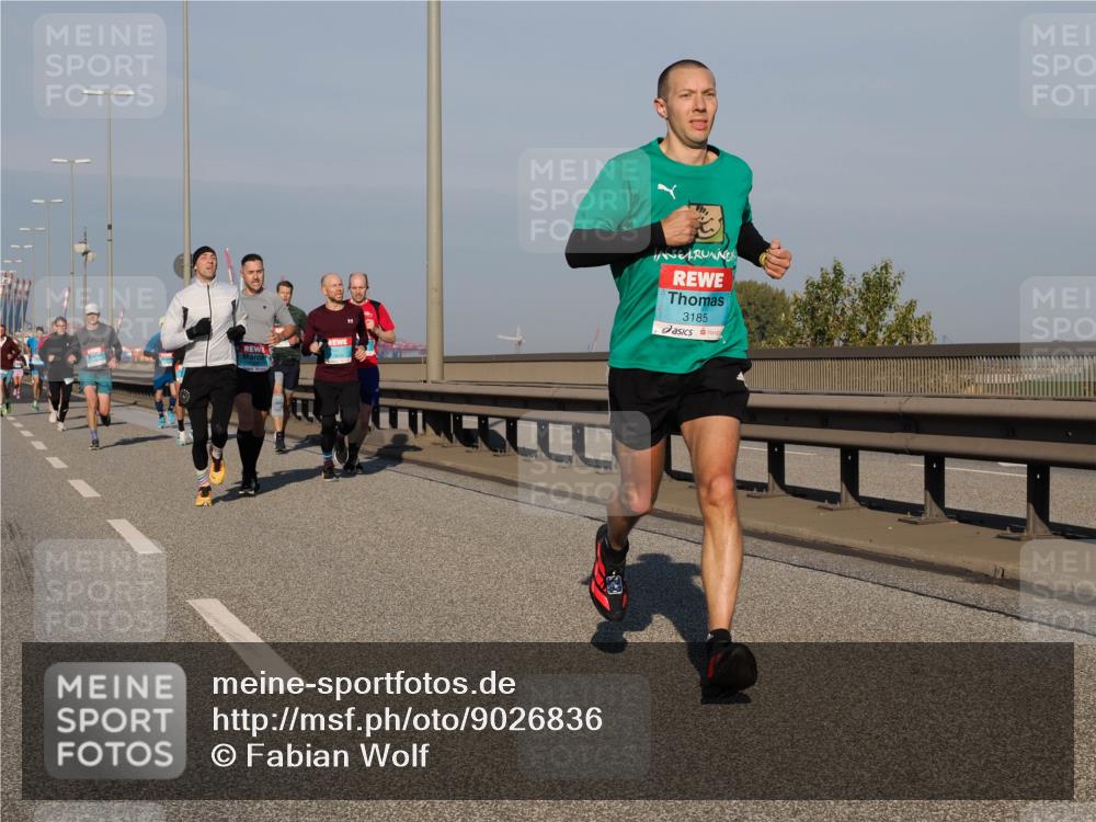 03.10.2025 - Köhlbrandbrückenlauf Fabian Wolf http://msf.ph/oto/9026836 03.10.2025 09:42:51 Position 3 3185 meine-sportfotos.de