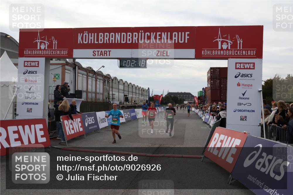 03.10.2025 - Köhlbrandbrückenlauf Julia Fischer http://msf.ph/oto/9026926 03.10.2025 16:02:18 Ziel 7115, 7160, 7171, 8049, 8509, 8988, 9115 meine-sportfotos.de