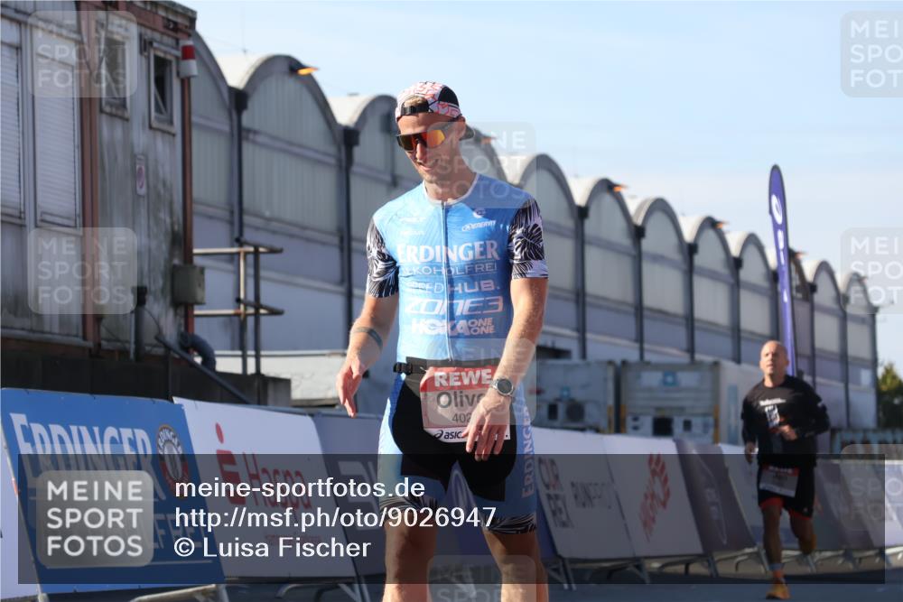 03.10.2025 - Köhlbrandbrückenlauf Luisa Fischer http://msf.ph/oto/9026947 03.10.2025 12:56:20 Ziel 4028, 4050, 4078, 4114, 4123, 4166, 4231, 5957, 6206, 6266, 6489, 6495 meine-sportfotos.de