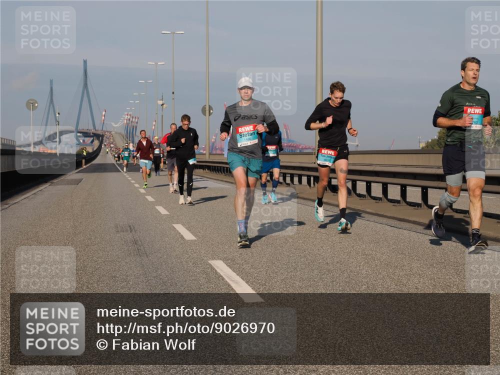 03.10.2025 - Köhlbrandbrückenlauf Fabian Wolf http://msf.ph/oto/9026970 03.10.2025 09:42:55 Position 3 1490, 3531, 763 meine-sportfotos.de