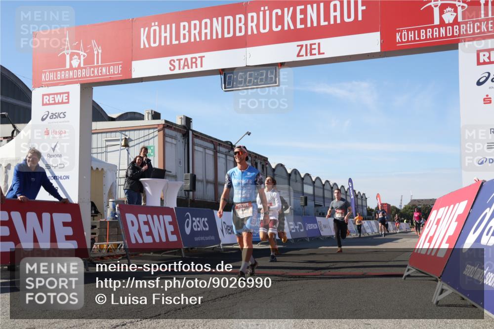 03.10.2025 - Köhlbrandbrückenlauf Luisa Fischer http://msf.ph/oto/9026990 03.10.2025 12:56:23 Ziel 4028, 4050, 4078, 4123, 4166, 4231, 5957, 6206, 6266, 6495 meine-sportfotos.de