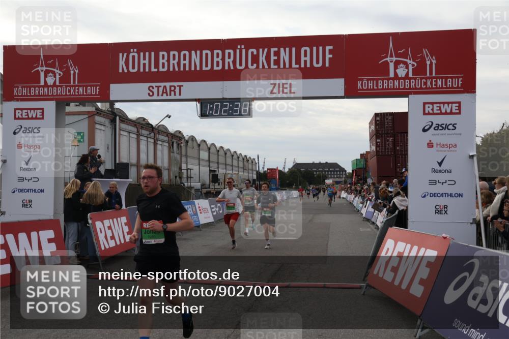 03.10.2025 - Köhlbrandbrückenlauf Julia Fischer http://msf.ph/oto/9027004 03.10.2025 16:02:38 Ziel 7110, 7111, 7219, 7280, 7411, 8784, 8786 meine-sportfotos.de