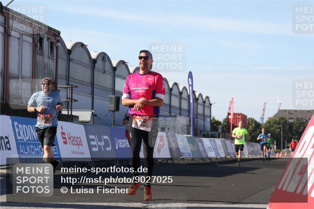 03.10.2025 - Köhlbrandbrückenlauf Luisa Fischer http://msf.ph/oto/9027025 03.10.2025 12:56:31 Ziel 4028, 4054, 4096, 4166, 4170, 4231, 4478, 6266, 6408, 6769 meine-sportfotos.de