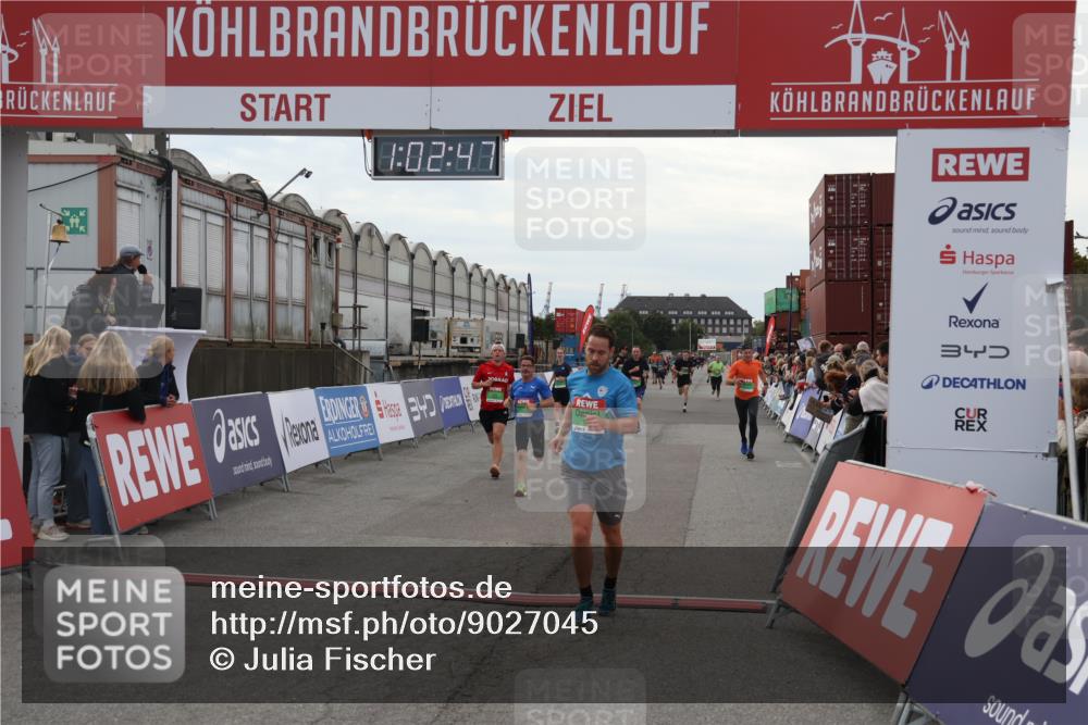03.10.2025 - Köhlbrandbrückenlauf Julia Fischer http://msf.ph/oto/9027045 03.10.2025 16:02:48 Ziel 7099, 7102, 7180, 7277, 7411, 8048, 8784, 8786, 9511, 9595, 9670 meine-sportfotos.de