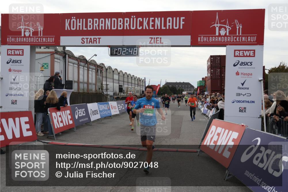 03.10.2025 - Köhlbrandbrückenlauf Julia Fischer http://msf.ph/oto/9027048 03.10.2025 16:02:48 Ziel 7099, 7102, 7180, 7277, 7411, 8048, 8784, 8786, 9511, 9595, 9670 meine-sportfotos.de
