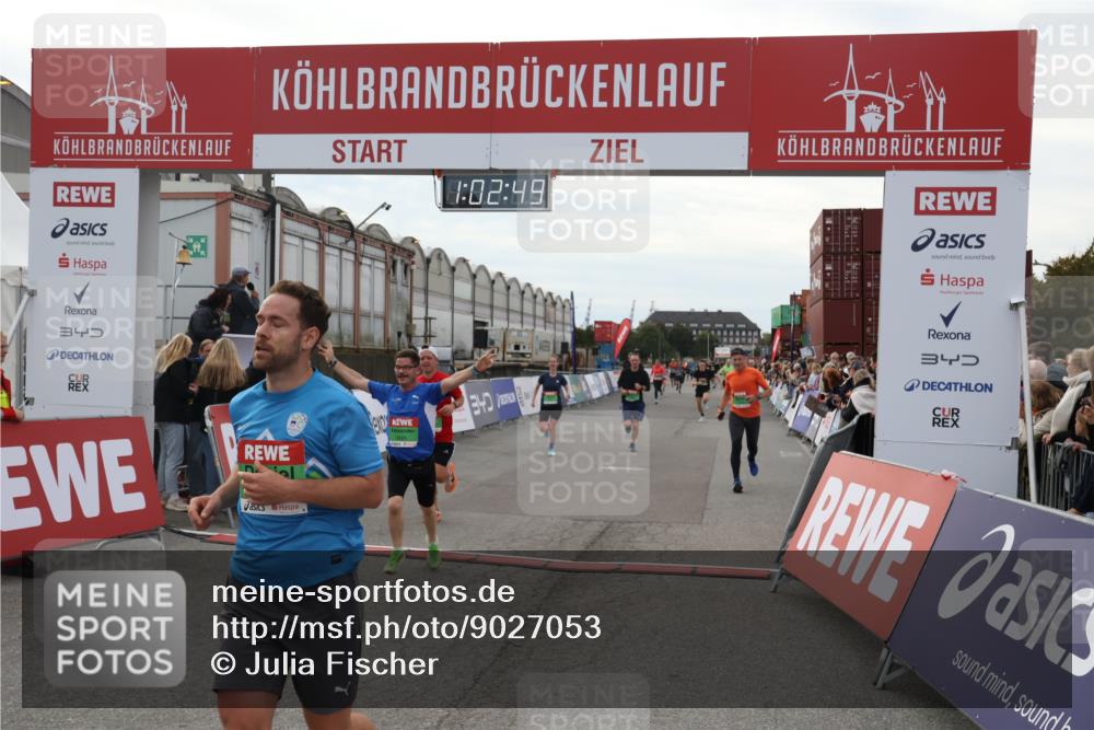 03.10.2025 - Köhlbrandbrückenlauf Julia Fischer http://msf.ph/oto/9027053 03.10.2025 16:02:49 Ziel 7099, 7102, 7180, 7277, 7411, 8048, 8784, 8786, 9511, 9595, 9670 meine-sportfotos.de