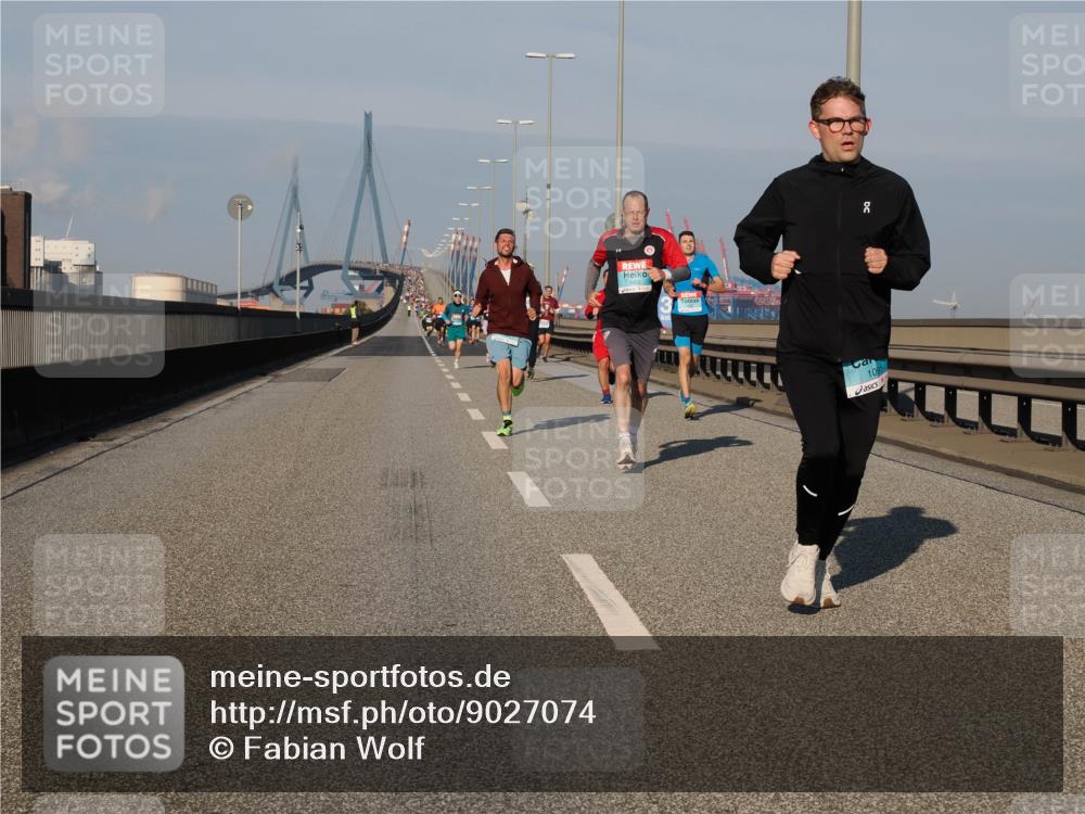 03.10.2025 - Köhlbrandbrückenlauf Fabian Wolf http://msf.ph/oto/9027074 03.10.2025 09:42:59 Position 3 1095 meine-sportfotos.de