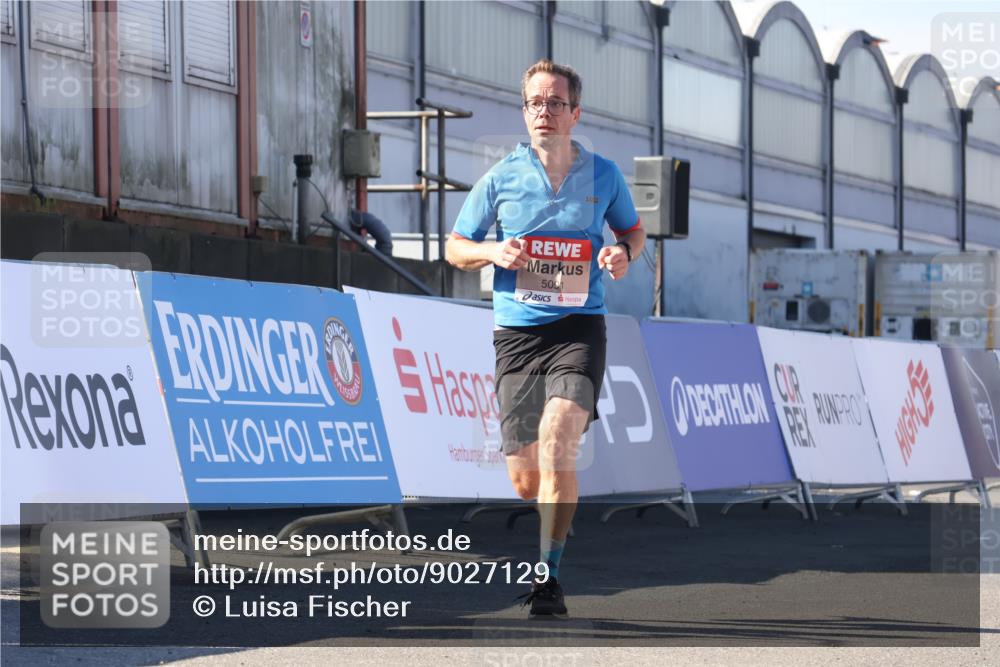 03.10.2025 - Köhlbrandbrückenlauf Luisa Fischer http://msf.ph/oto/9027129 03.10.2025 12:56:39 Ziel 4054, 4096, 4170, 4478, 5091, 6408, 6769 meine-sportfotos.de