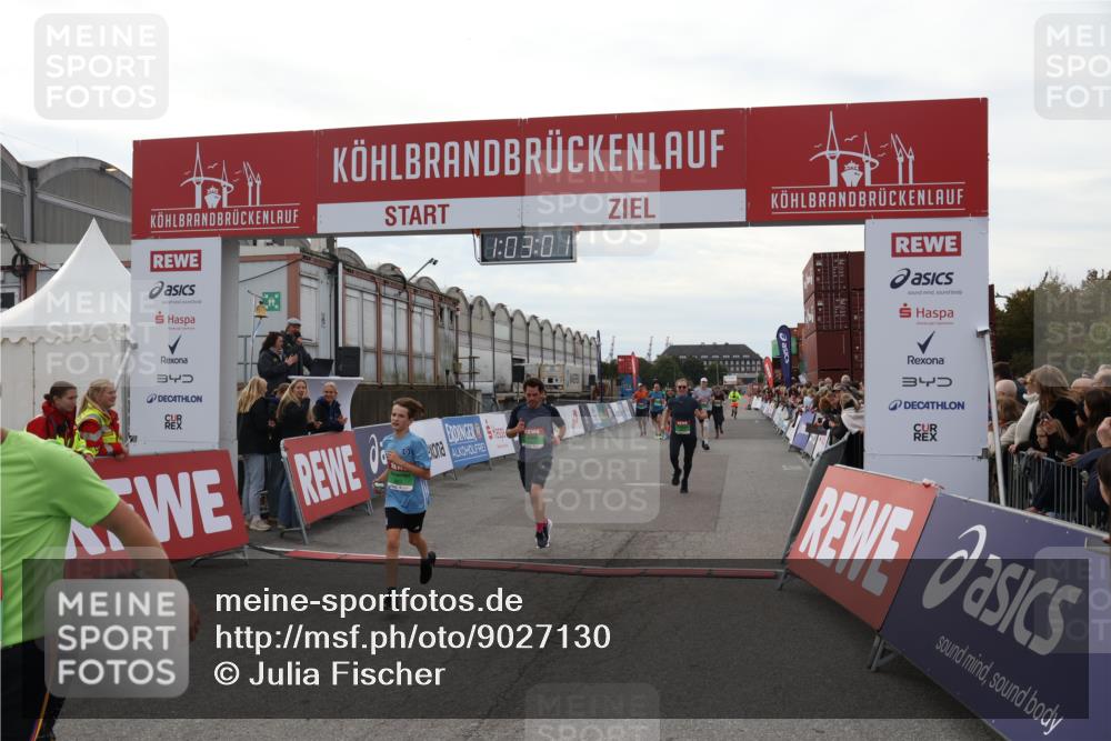 03.10.2025 - Köhlbrandbrückenlauf Julia Fischer http://msf.ph/oto/9027130 03.10.2025 16:03:02 Ziel 7099, 7125, 7277, 7278, 7386, 7673, 7923, 9023, 9294, 9511, 9569, 9570, 9619 meine-sportfotos.de
