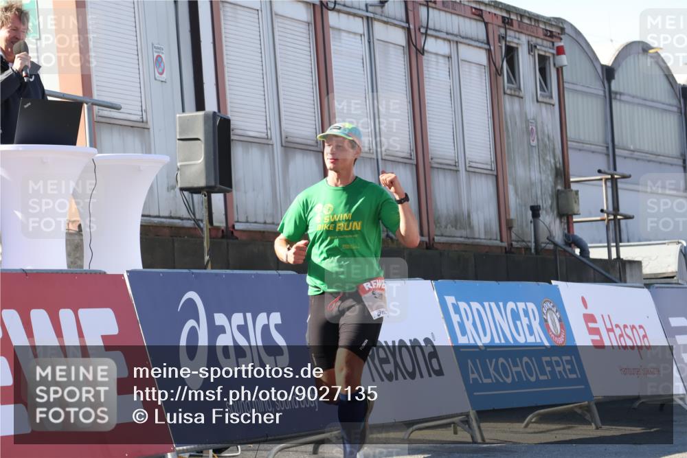 03.10.2025 - Köhlbrandbrückenlauf Luisa Fischer http://msf.ph/oto/9027135 03.10.2025 12:56:47 Ziel 4096, 4115, 4491, 5091, 5962 meine-sportfotos.de